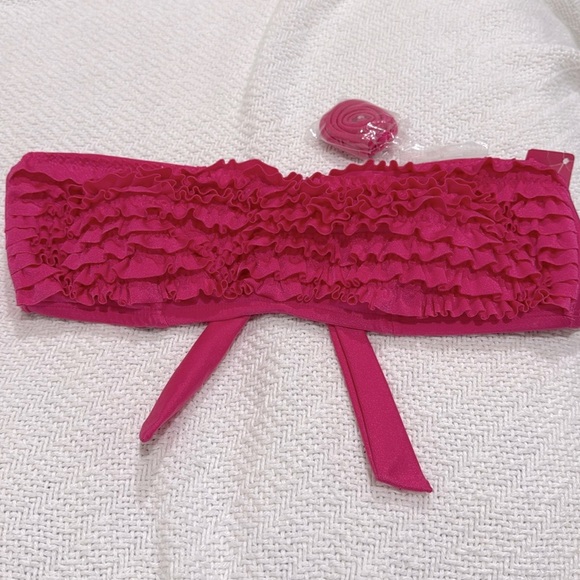 Xhilaration Women's Size Small Bikini Swim Top  Bright Pink New - Picture 1 of 3